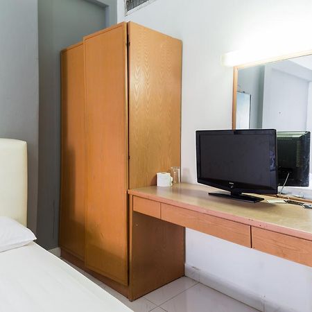 Reddoorz Near Aljunied Mrt 호텔 싱가포르 외부 사진