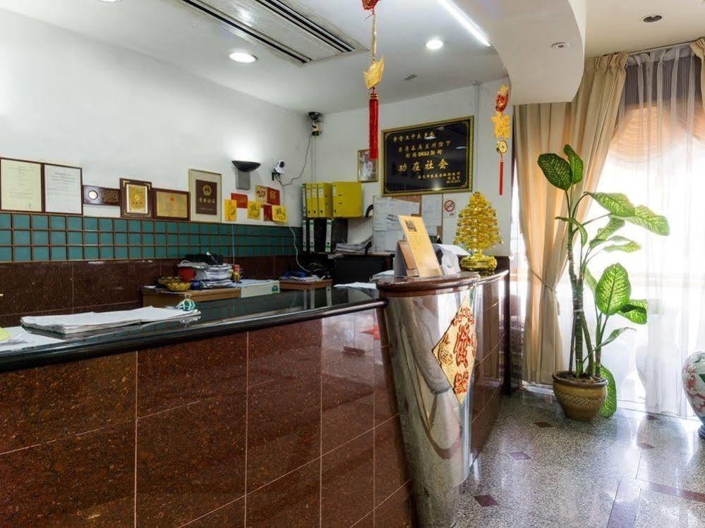 Reddoorz Near Aljunied Mrt 호텔 싱가포르 외부 사진
